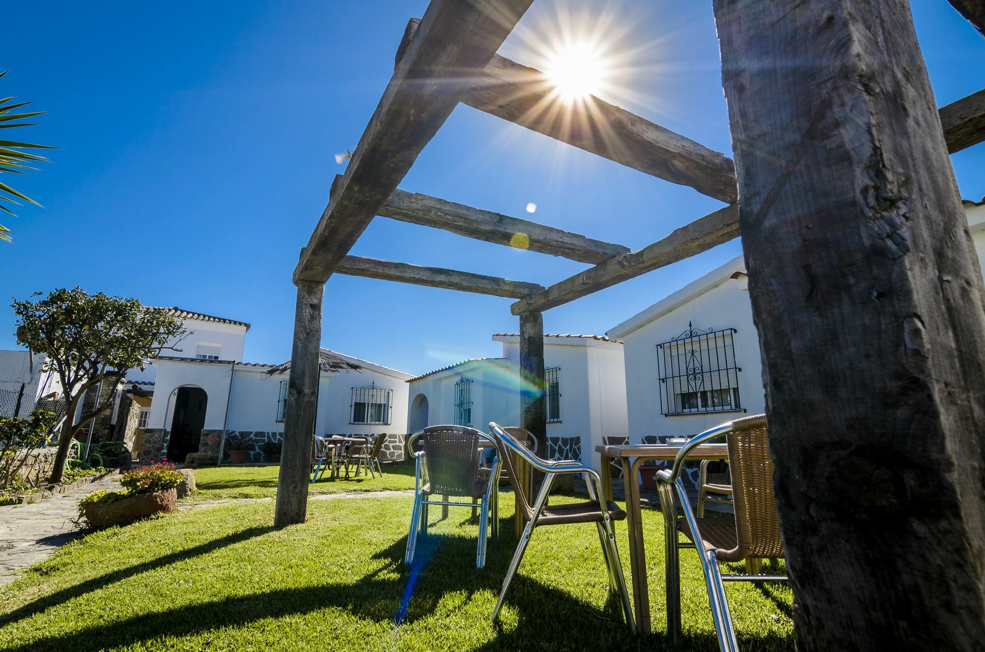 El Rancho Aparthotel Тарифа Екстериор снимка