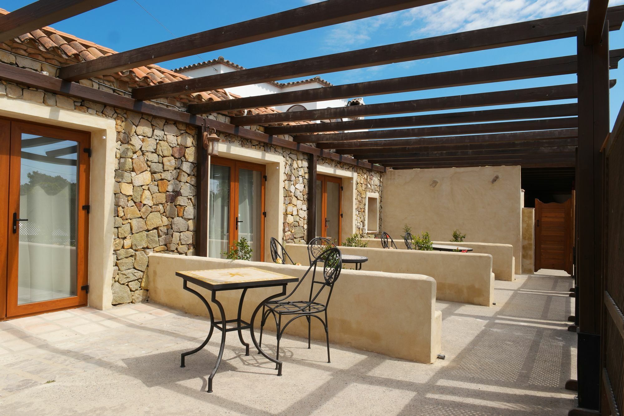 El Rancho Aparthotel Тарифа Екстериор снимка